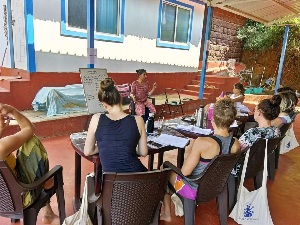 yoga philosophy in shree hari yoga school